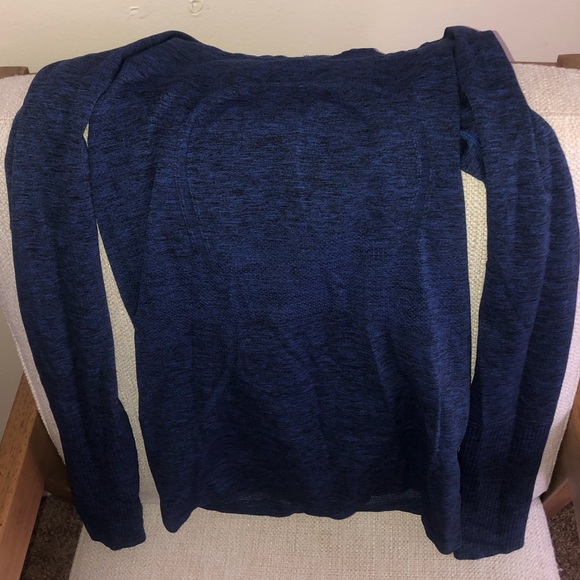 LULULEMON SWIFTLY TECH LONG SLEEVE 2.0💙🍋 - Picture 6 of 10